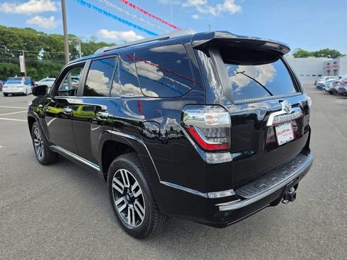 Used 2022 Toyota 4Runner Limited AWD/4WD image 5