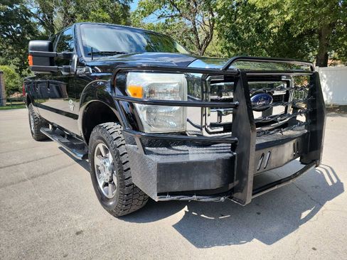 Used 2014 Ford F250 Lariat w/ Lariat Interior Package image 1