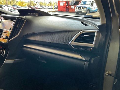 Used 2022 Subaru Forester Premium image 11