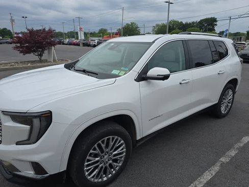 Used 2024 GMC Acadia Denali AWD/4WD image 1