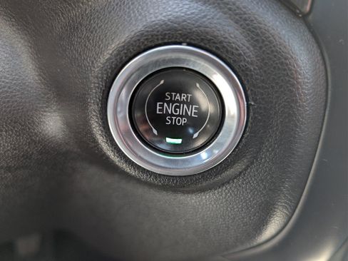 Used 2020 GMC Sierra 2500 AT4 w/ AT4 Premium Package AWD/4WD image 36