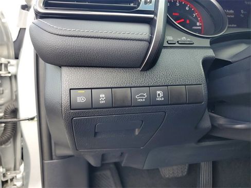 Used 2023 Toyota Camry XSE image 15