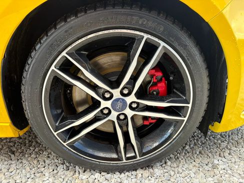 Used 2017 Ford Focus ST FWD image 11