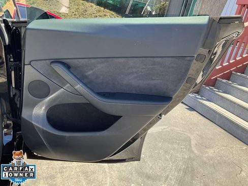 Used 2023 Tesla Model Y Long Range AWD/4WD image 72