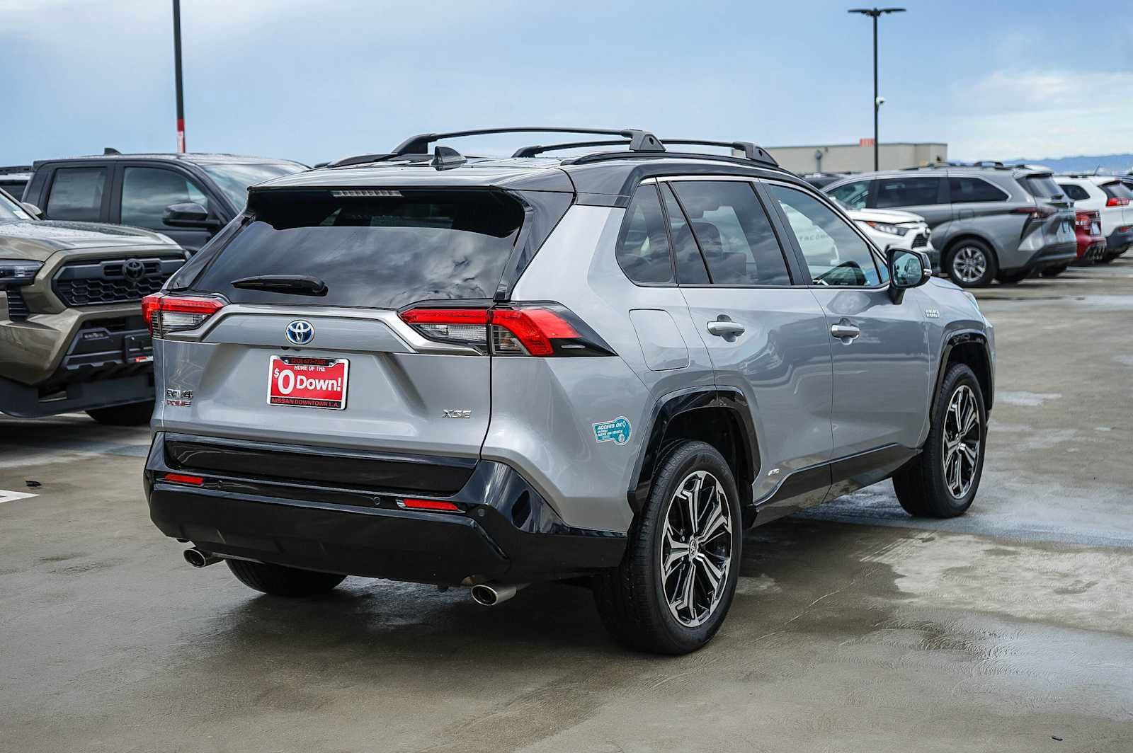 Used 2024 Toyota RAV4 XSE w/ Premium Package AWD/4WD image 8