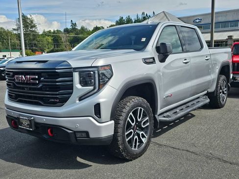 Used 2022 GMC Sierra 1500 AT4 w/ AT4 Premium Package AWD/4WD image 7