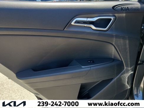 New 2026 Kia Sportage LX FWD image 12