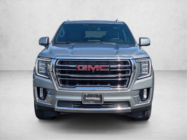 Used 2024 GMC Yukon XL SLT w/ SLT Premium Package AWD/4WD image 2