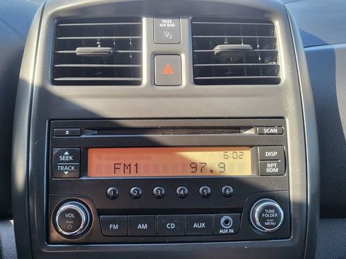 Used 2018 Nissan Versa S Plus image 30