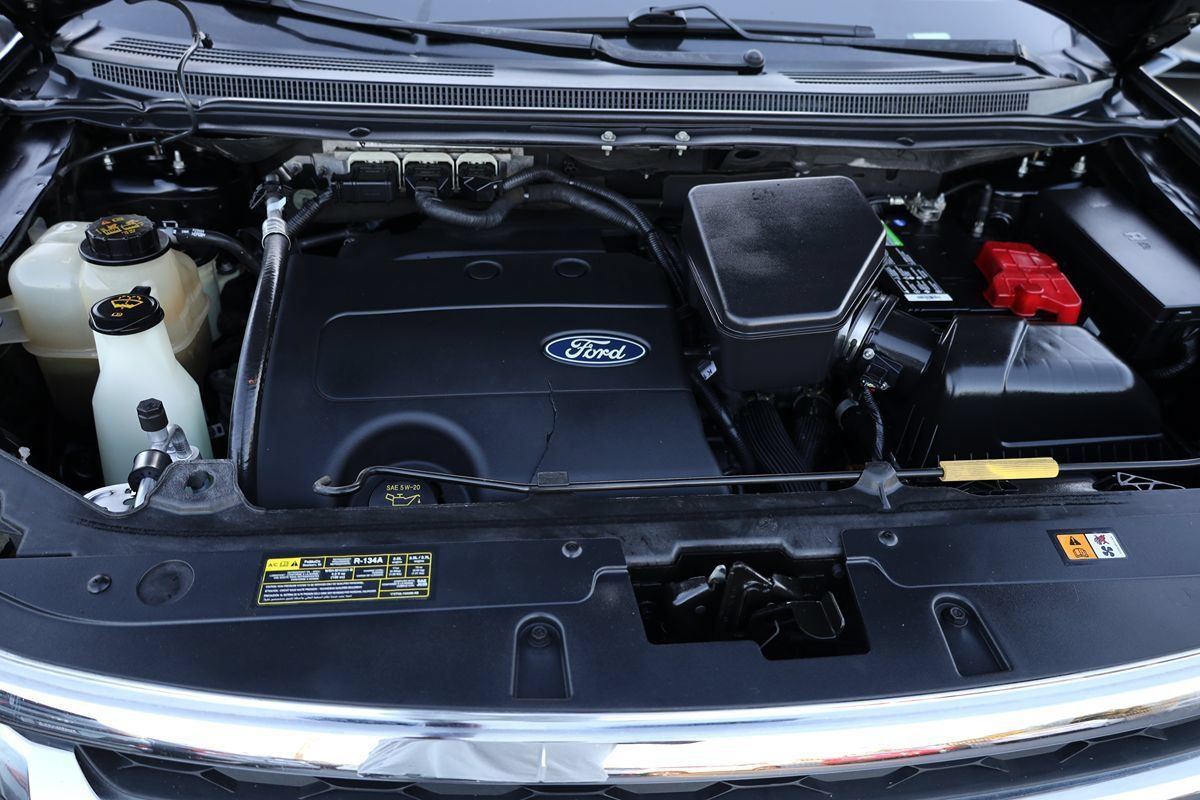 Used 2013 Ford Edge Limited FWD image 27