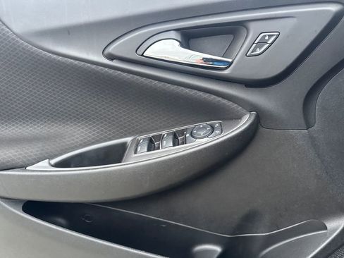 Used 2023 Chevrolet Malibu LT image 19