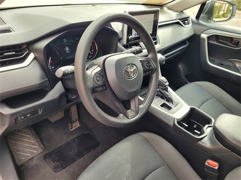 Used 2024 Toyota RAV4 LE image 7