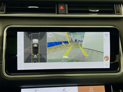 Used 2023 Land Rover Range Rover Velar R-Dynamic S image 14