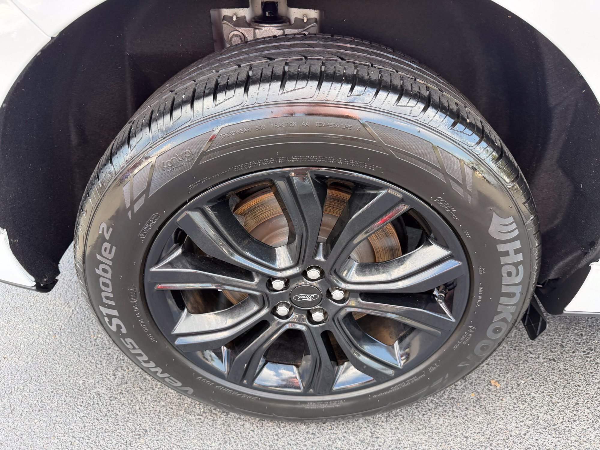 Used 2024 Ford Edge SE w/ Black Appearance Package AWD/4WD image 9