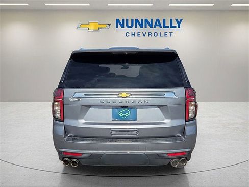 Certified 2022 Chevrolet Suburban High Country image 4