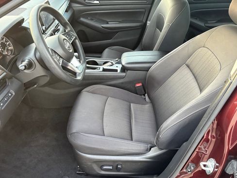 Certified 2024 Nissan Altima 2.5 SV image 30