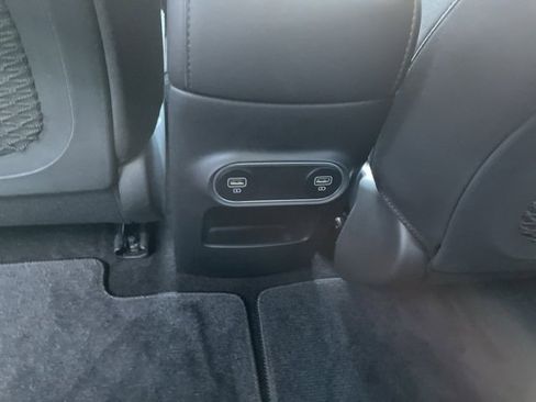 Used 2023 Hyundai Ioniq 5 SE image 12