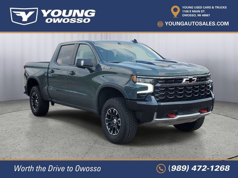 Used 2025 Chevrolet Silverado 1500 ZR2 w/ Technology Package AWD/4WD image 2
