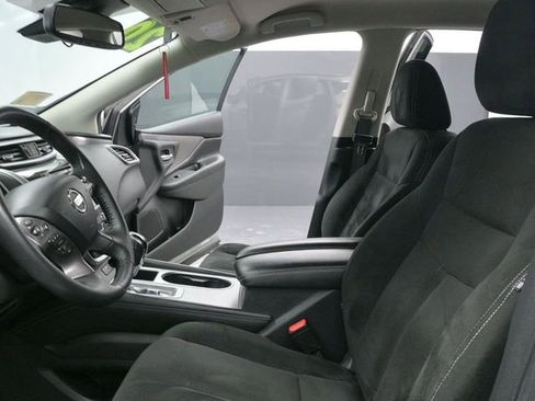 Used 2020 Nissan Murano SV image 16