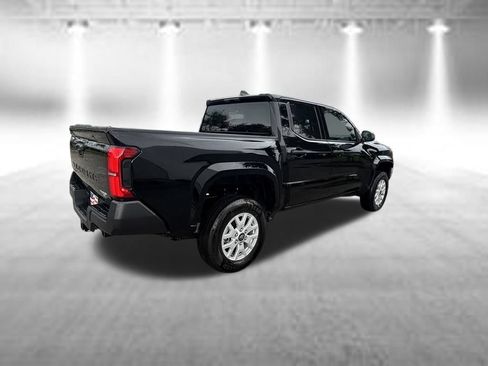 Used 2025 Toyota Tacoma SR RWD image 4