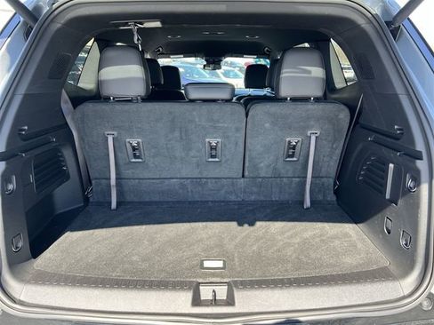 Certified 2025 Buick Enclave Sport Touring image 25