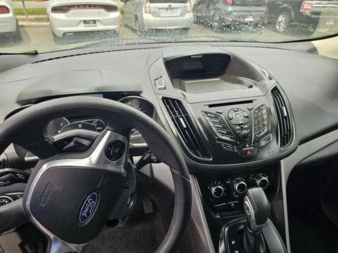 Used 2016 Ford Escape SE w/ Cargo Utility Package FWD image 25