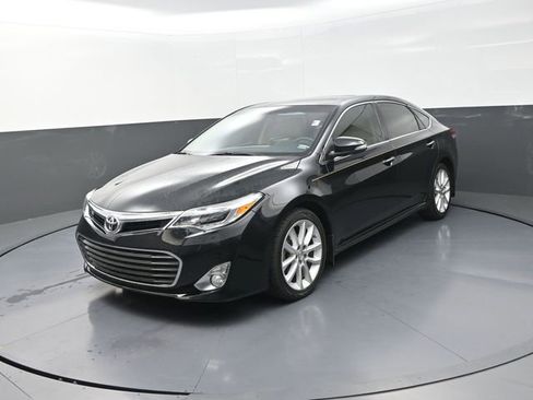 Used 2013 Toyota Avalon Limited image 48