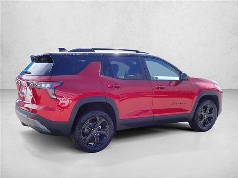 New 2026 Chevrolet Equinox LT w/ Convenience Package II AWD/4WD image 4