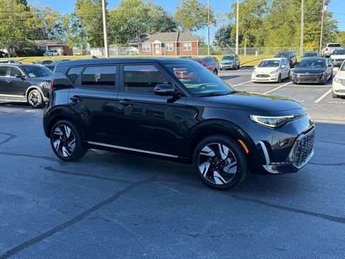 New 2025 Kia Soul GT-Line w/ GT-Line Technology Package image 1