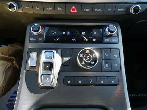 Used 2024 Hyundai Palisade Calligraphy image 37