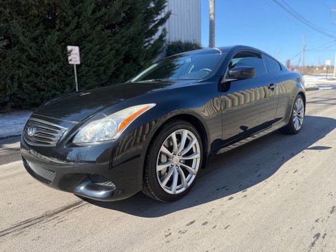 Used 2008 INFINITI G37 Sport w/ Premium Pkg image 3