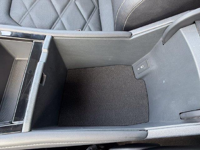 Used 2025 Volkswagen Atlas SE FWD image 19