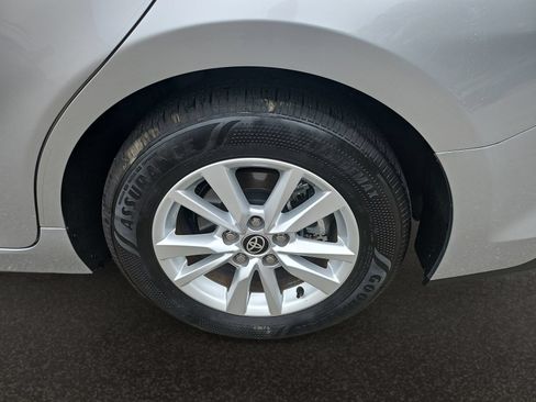 Used 2026 Toyota Camry LE FWD image 46