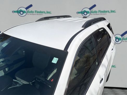 Used 2016 Chevrolet Equinox LT w/ Convenience Package image 12