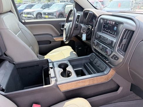 Used 2017 Chevrolet Silverado 1500 LTZ w/ High Desert Package AWD/4WD image 19