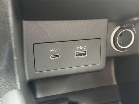 Used 2024 Nissan Kicks SV image 20