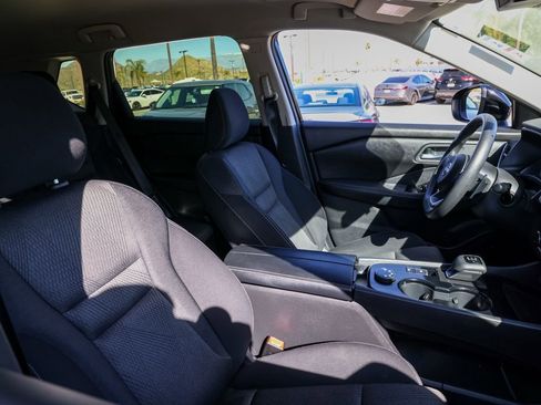 Used 2024 Nissan Rogue SV image 21