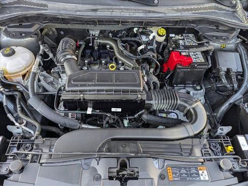 Used 2025 Ford Escape ST-Line image 23