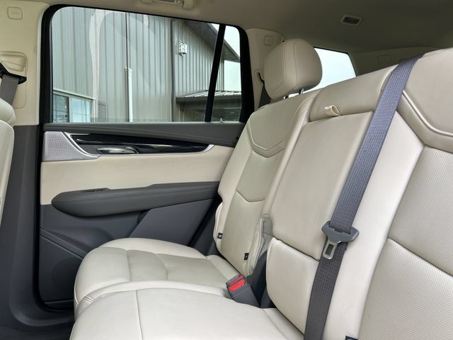 Used 2023 Cadillac XT6 Premium Luxury w/ Technology Package AWD/4WD image 13