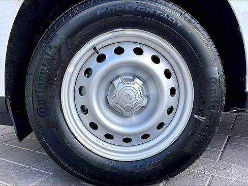 Used 2025 Ford Maverick XLT w/ Equipment Group 302A image 9