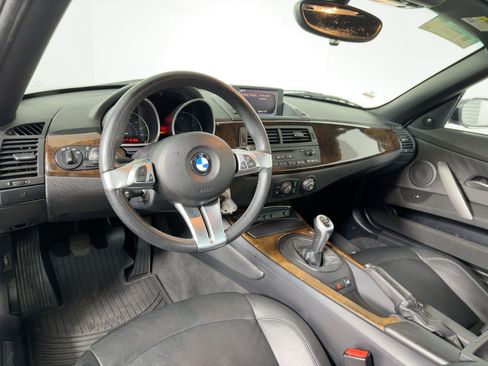Used 2008 BMW Z4 3.0si image 22