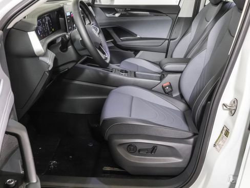 New 2026 Volkswagen Tiguan SE image 20