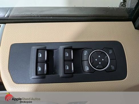 Used 2016 Ford F150 Lariat w/ Equipment Group 502A Luxury AWD/4WD image 9