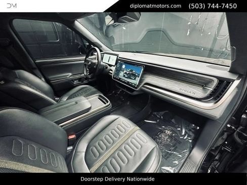 Used 2022 Rivian R1T Adventure AWD/4WD image 19