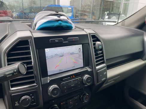 Used 2017 Ford F150 XLT w/ Equipment Group 302A Luxury image 11