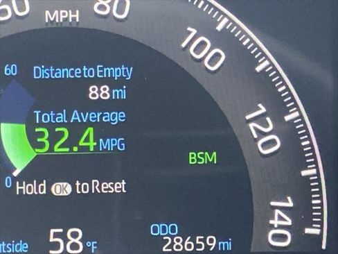 Certified 2025 Toyota RAV4 XLE AWD/4WD image 15
