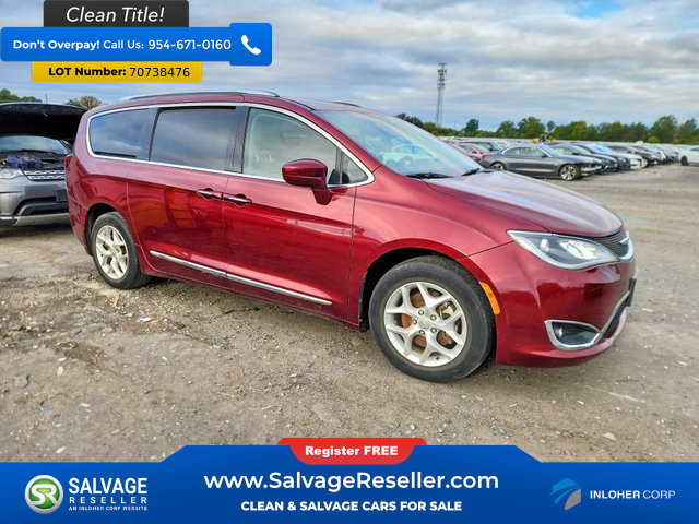 Used 2018 Chrysler Pacifica Touring-L w/ Tire & Wheel Group FWD image 5