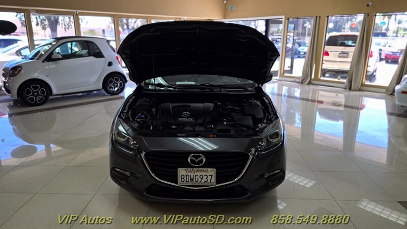 Used 2018 MAZDA MAZDA3 Sport FWD image 8