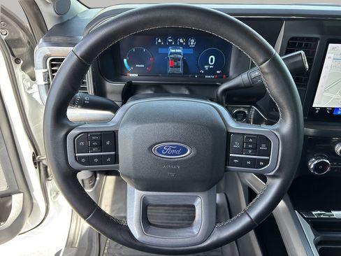 Certified 2025 Ford F450 Lariat image 30