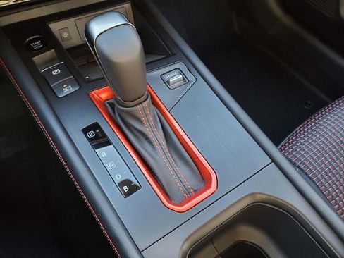 Certified 2025 Nissan Kicks SR image 21